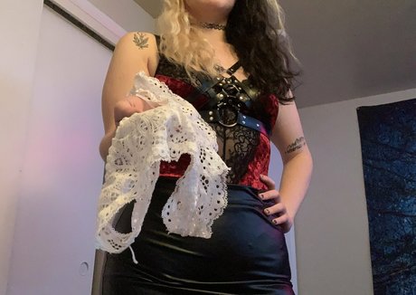Nacktes geleaktes OnlyFans-Foto von Mistressdamiana
