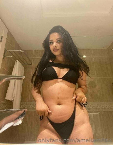 Ameliamillsx