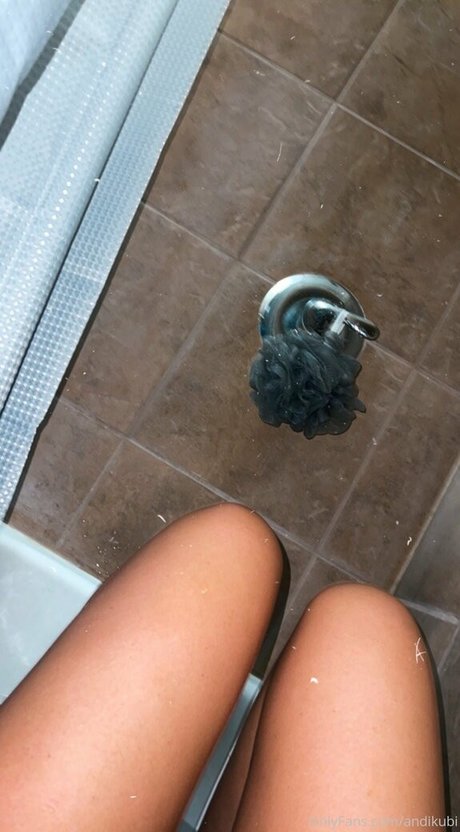 Nacktes geleaktes OnlyFans-Foto von Andi111