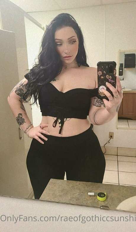 Raeofgothiccsunshine