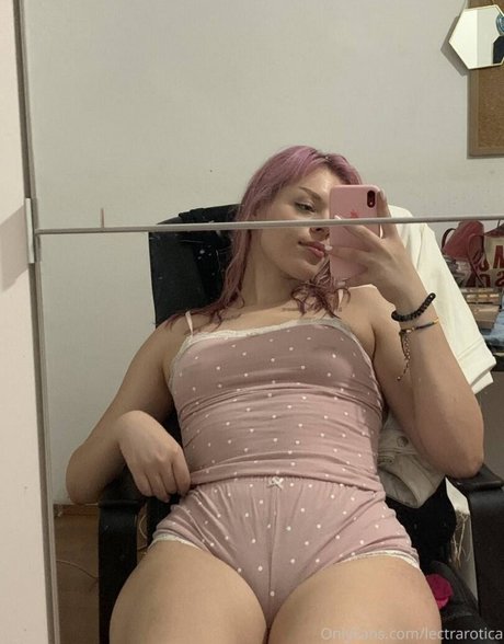 Nacktes geleaktes OnlyFans-Foto von Aslisah