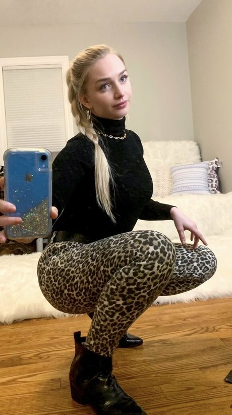 Evie-summers