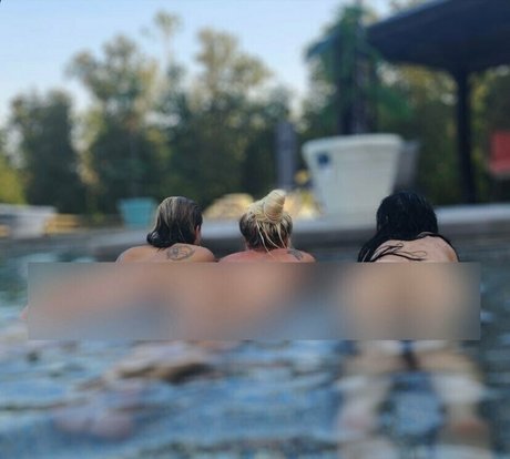 Nacktes geleaktes OnlyFans-Foto von Midsouthhottie