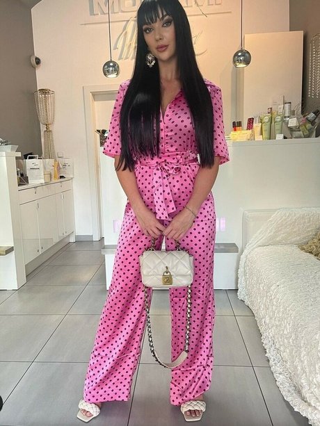 Nacktes geleaktes OnlyFans-Foto von Lady Gang