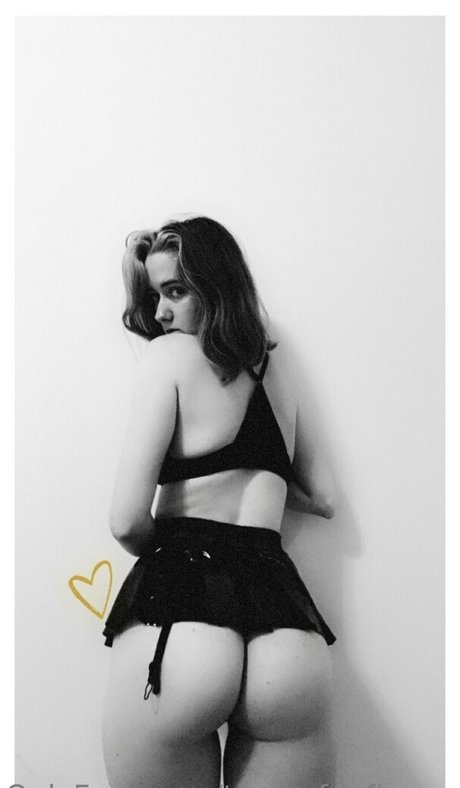 Nacktes geleaktes OnlyFans-Foto von Torchofdefiance