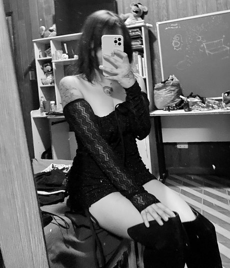 Nacktes geleaktes OnlyFans-Foto von Sailllllormars