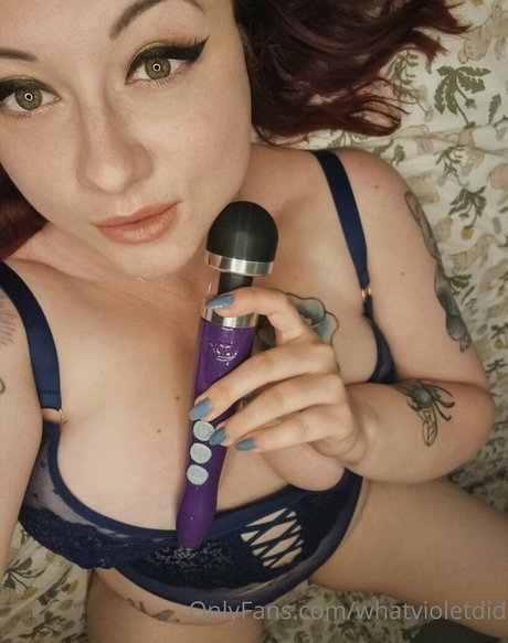 Nacktes geleaktes OnlyFans-Foto von Whatvioletdid