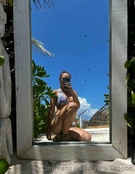Nacktes geleaktes OnlyFans-Foto von Lauralagoon