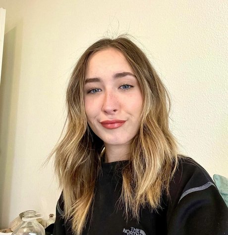 Skylar Sapphyre