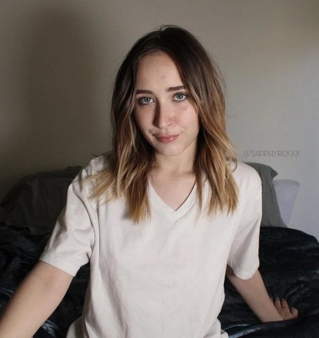 Nacktes geleaktes OnlyFans-Foto von Skylar Sapphyre