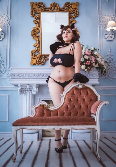 Nacktes geleaktes OnlyFans-Foto von Aili Winter