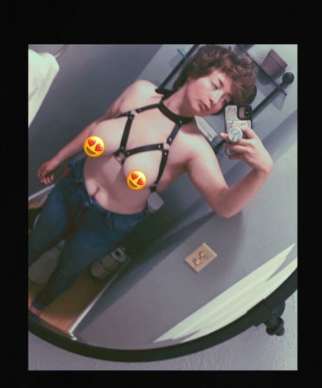 Nacktes geleaktes OnlyFans-Foto von Manicgremlin