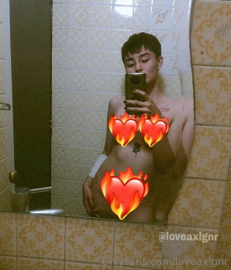Nacktes geleaktes OnlyFans-Foto von Loveaxlgnr