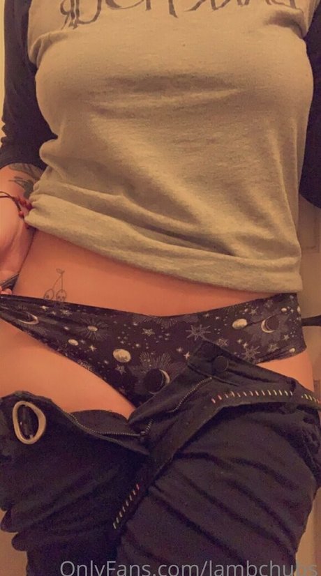 Nacktes geleaktes OnlyFans-Foto von Lambchubs