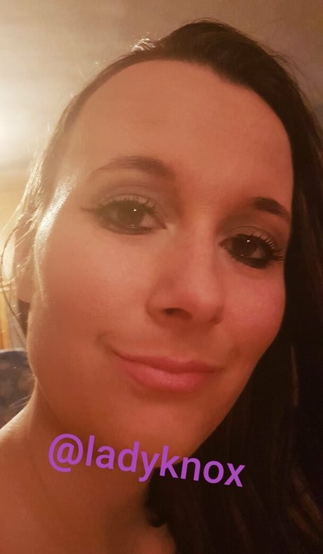 Nacktes geleaktes OnlyFans-Foto von Ladyknox