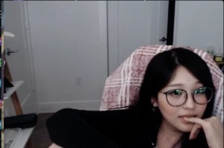 Kang Hee Yoon