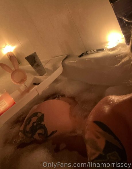 Nacktes geleaktes OnlyFans-Foto von Linamorrissey