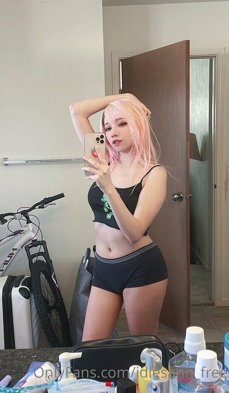 Nacktes geleaktes OnlyFans-Foto von Idlesannfree