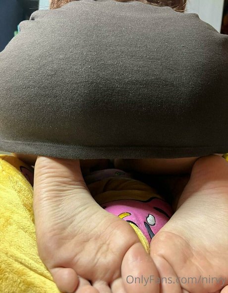 Nacktes geleaktes OnlyFans-Foto von Nirvy