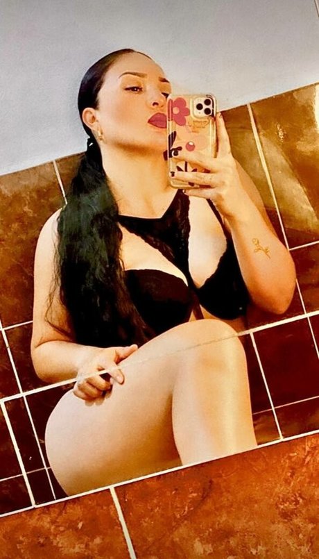 Nacktes geleaktes OnlyFans-Foto von Edidiianatruj