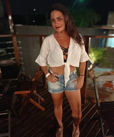 Nacktes geleaktes OnlyFans-Foto von Milenaromao86
