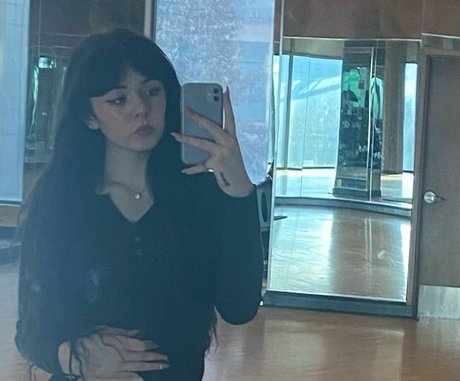 Nacktes geleaktes OnlyFans-Foto von Ezsy