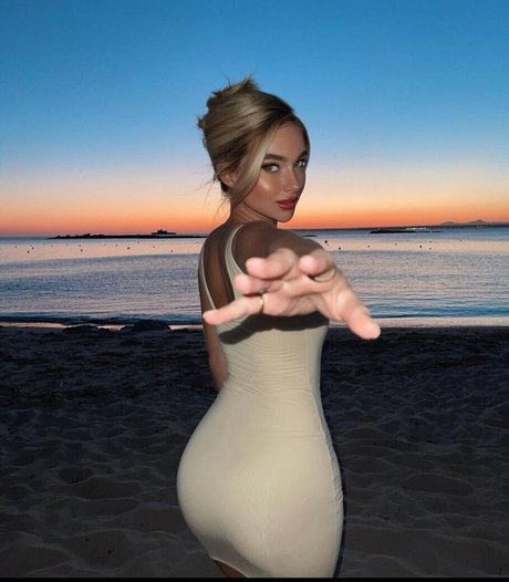 Nacktes geleaktes OnlyFans-Foto von Antonia Freya Lydia