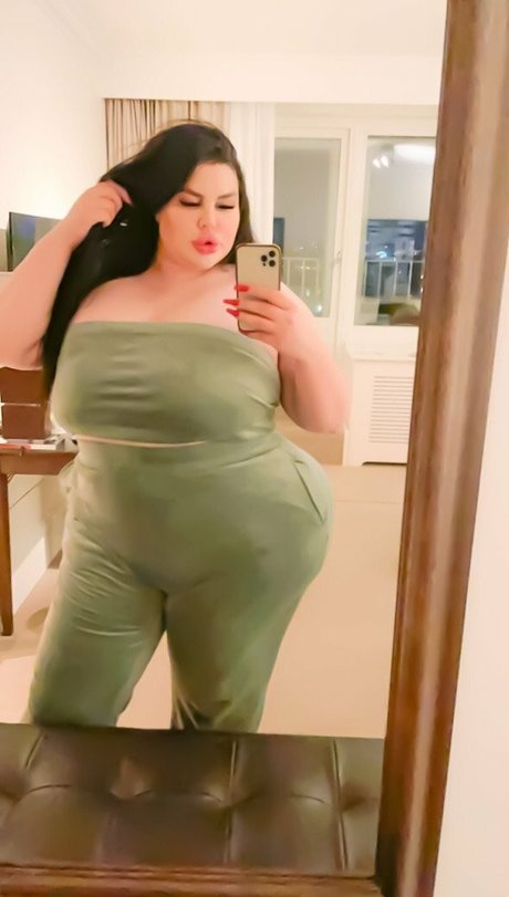 Nacktes geleaktes OnlyFans-Foto von Natasha Crown