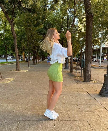 Nacktes geleaktes OnlyFans-Foto von Giulia Nassa