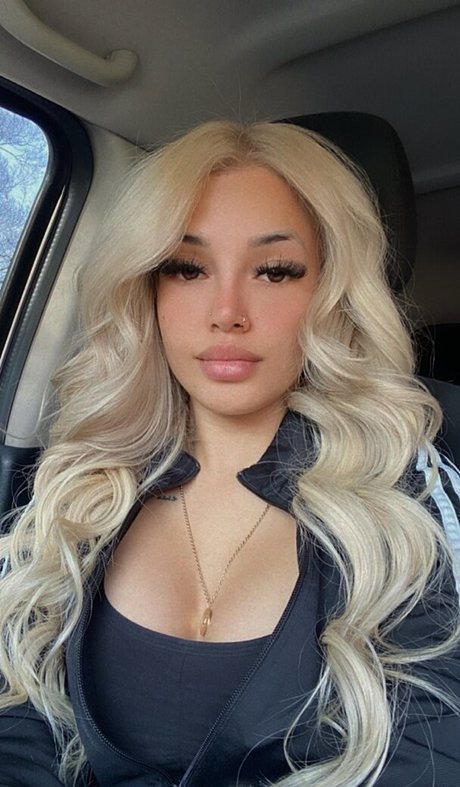Nacktes geleaktes OnlyFans-Foto von Marlen Cuevas