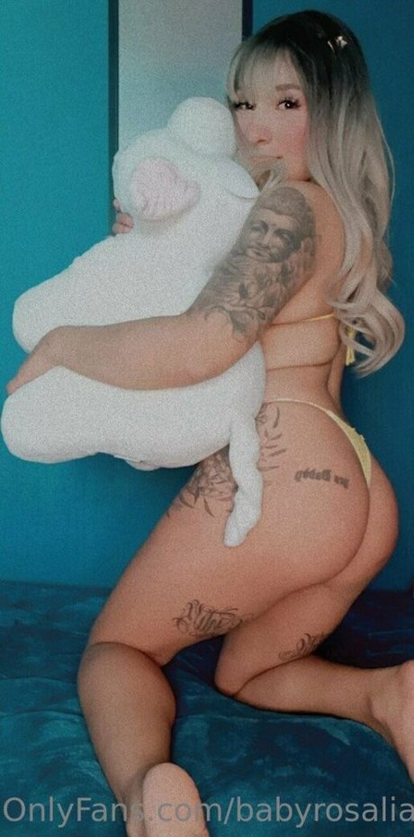 Nacktes geleaktes OnlyFans-Foto von Babyrosalia420