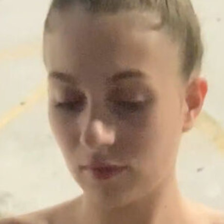 Nacktes geleaktes OnlyFans-Foto von Playhouse