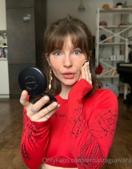Nacktes geleaktes OnlyFans-Foto von Longstoryshort