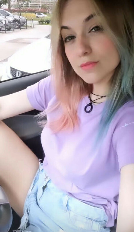 Nacktes geleaktes OnlyFans-Foto von Ayu Brazil