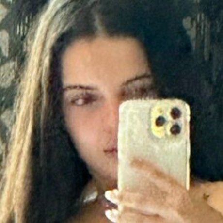 Nacktes geleaktes OnlyFans-Foto von Yasmim Maia