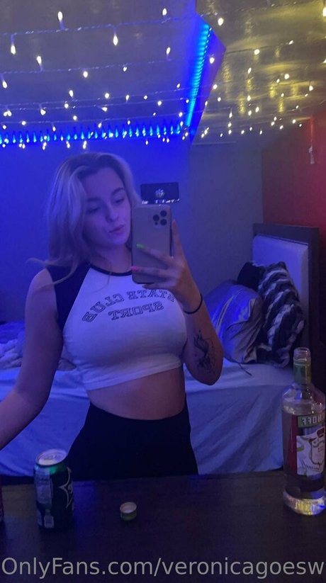 Nacktes geleaktes OnlyFans-Foto von Veronicagoeswild