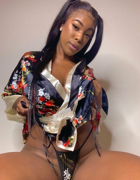 Nacktes geleaktes OnlyFans-Foto von Babygirlnaomii