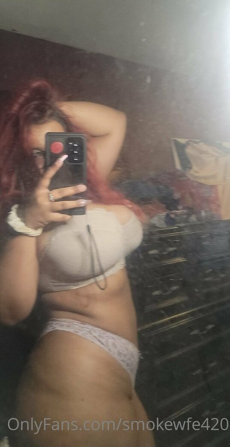 Nacktes geleaktes OnlyFans-Foto von Smokewfe420