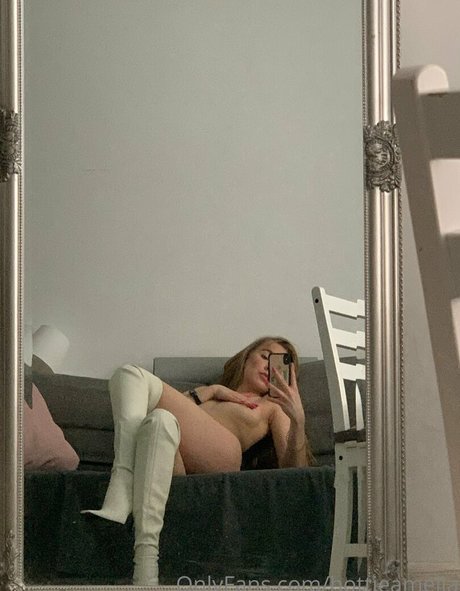 Nacktes geleaktes OnlyFans-Foto von Privateamelia