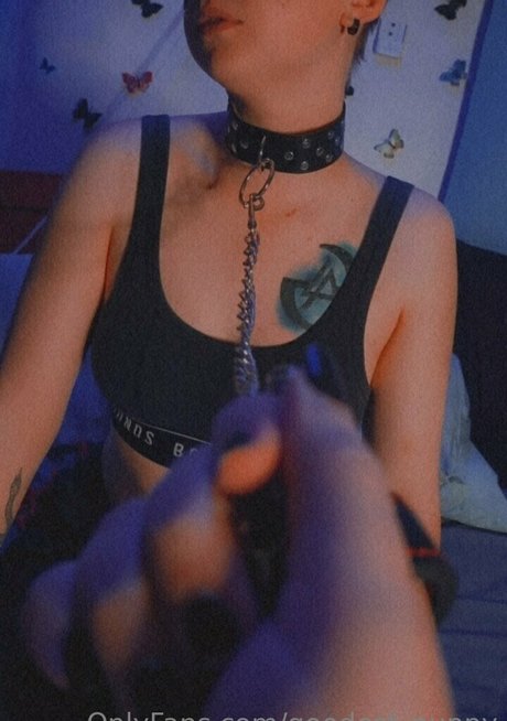Nacktes geleaktes OnlyFans-Foto von Goodestpuppy