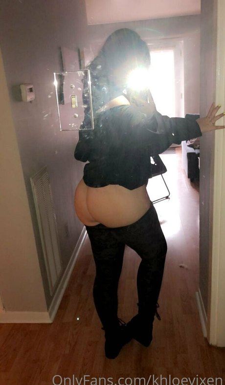 Nacktes geleaktes OnlyFans-Foto von Khloekellyxo