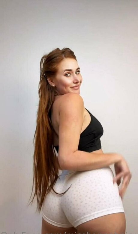Nacktes geleaktes OnlyFans-Foto von Misshannahnicole