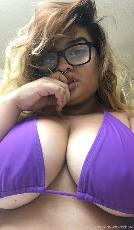 Nacktes geleaktes OnlyFans-Foto von Whxrechata
