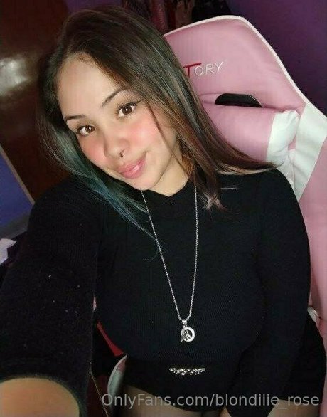 Blondiiierose