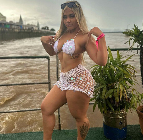 Ana Caroline