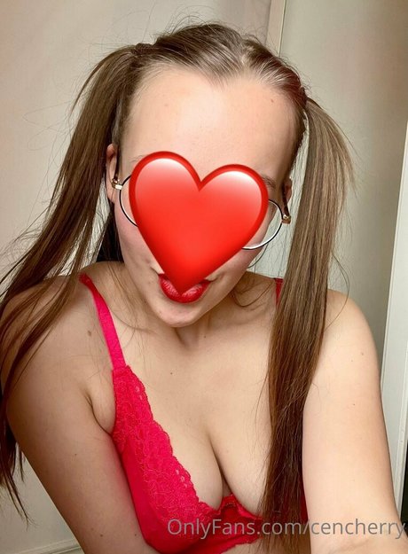 Nacktes geleaktes OnlyFans-Foto von Cencherry