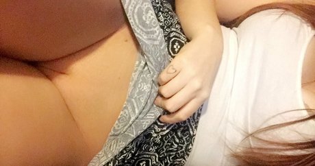 Nacktes geleaktes OnlyFans-Foto von Kittenginger