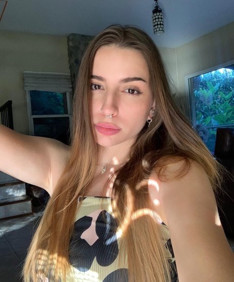 Nacktes geleaktes OnlyFans-Foto von Lolalala23