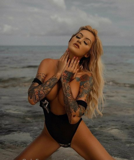 Nacktes geleaktes OnlyFans-Foto von Riannaconnercarpenter