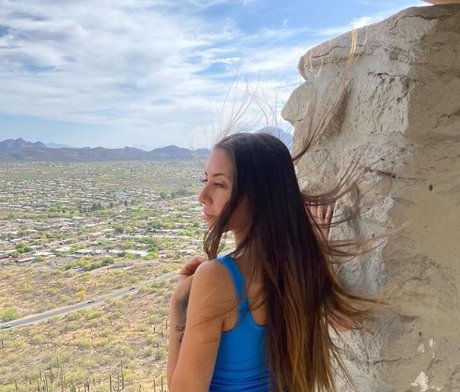 Nacktes geleaktes OnlyFans-Foto von Paradisegirl